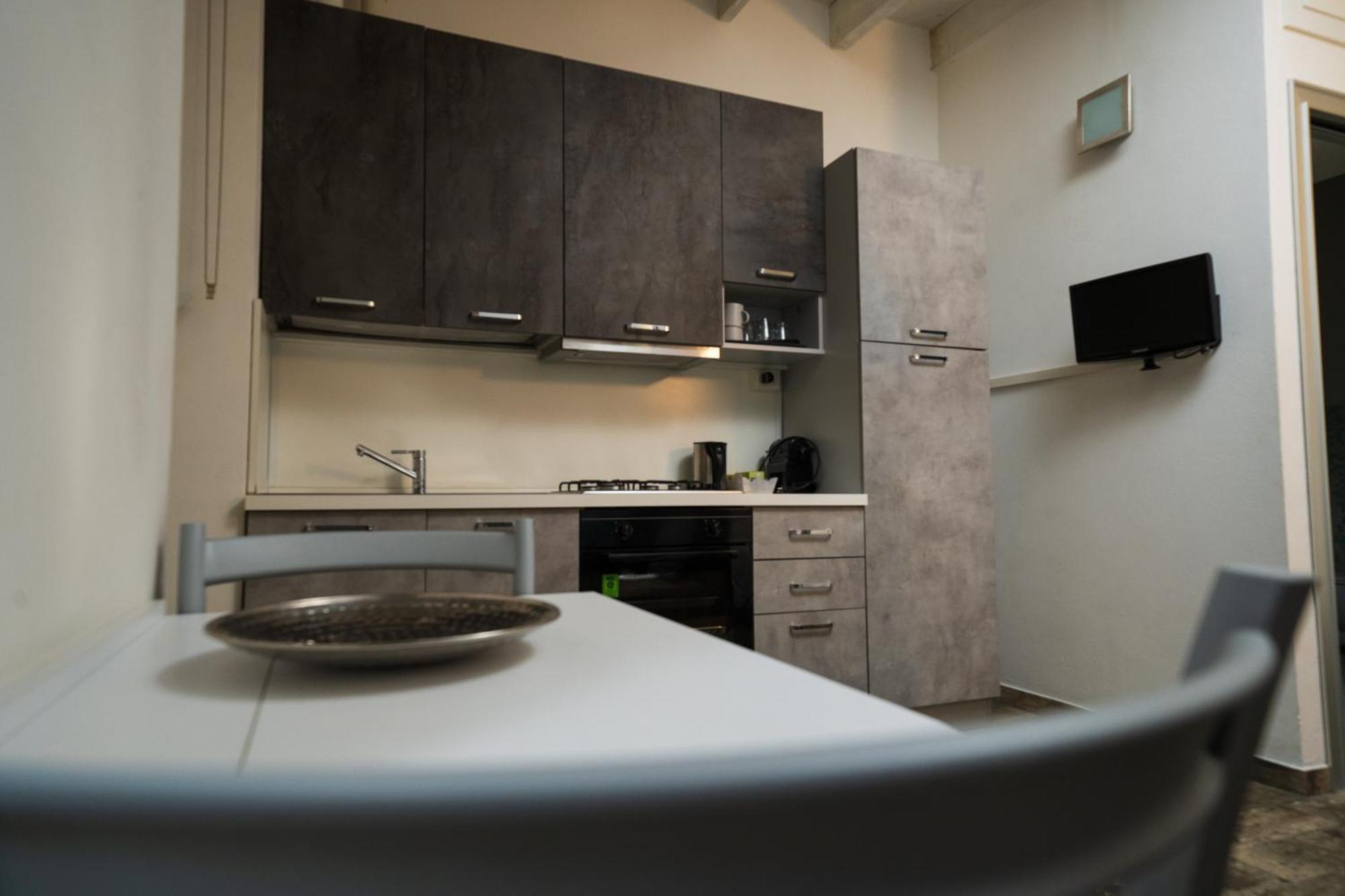 La Formaggeria Del Naviglio Apartment Milan Bagian luar foto