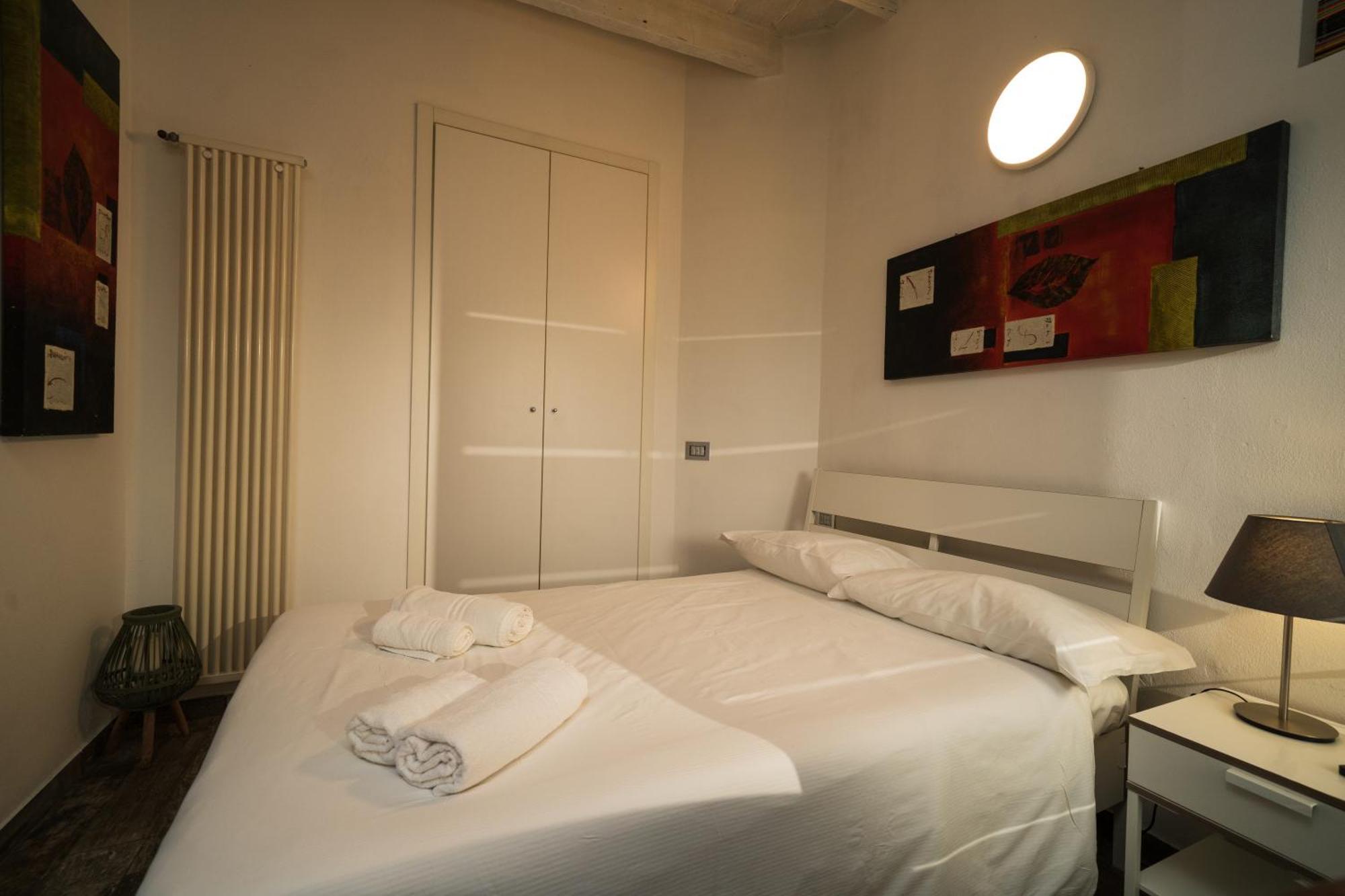 La Formaggeria Del Naviglio Apartment Milan Bagian luar foto