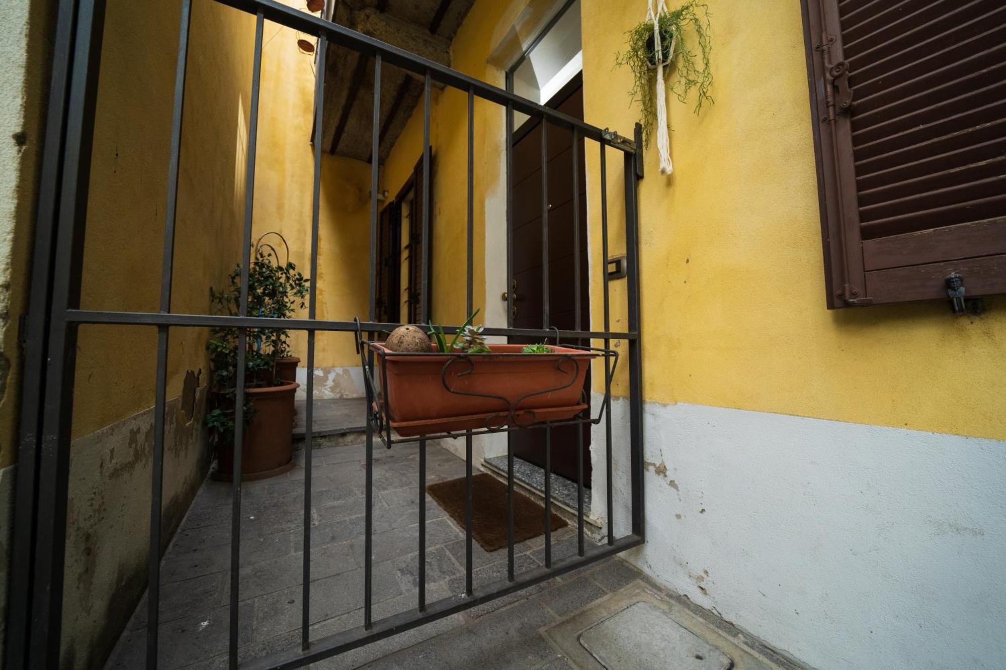 La Formaggeria Del Naviglio Apartment Milan Bagian luar foto